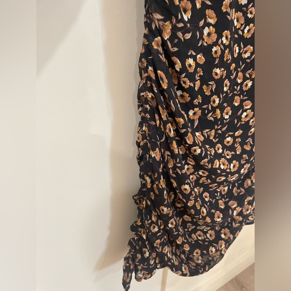 Storia Black Rouched Floral Mini Dress Long Sleeve Ruffles Size Small - Picture 6 of 8